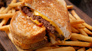 Steak and Cheddar Hup